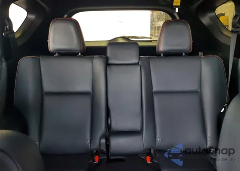 2017 Toyota Rav4 Se z USA, uszkodzony, nr VIN 2T3JFREV7HW574341